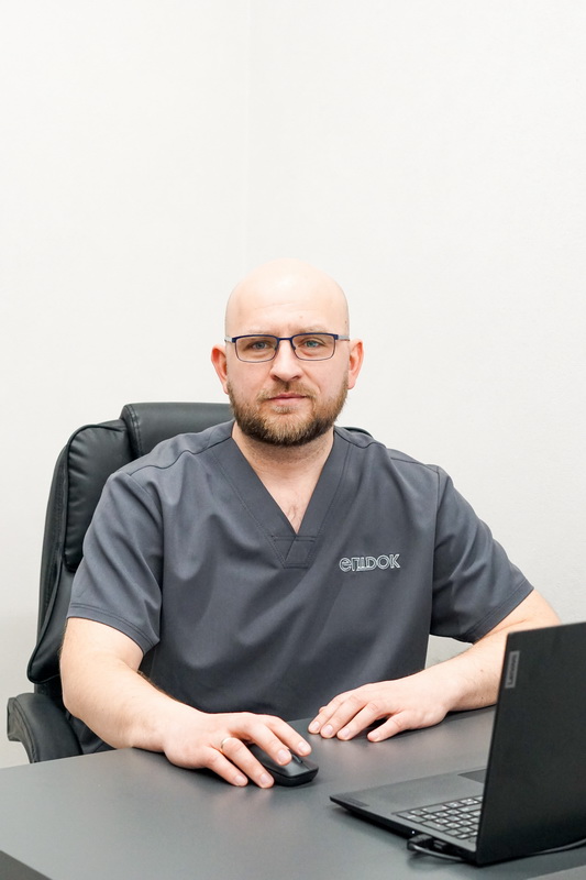 <center>Дитячий та дорослий психіатр</center> <br> <center>Андрій Олексійович Головач</center> Image